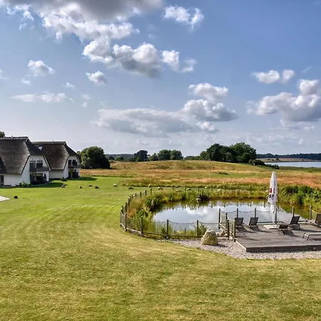 Seeadler 33 Im Wreecher Idyll Ruegen By Ruyastay 푸트버스